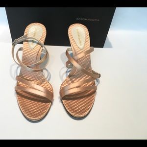 BCBG MAXARIA JOTA SATIN HEEL SANDALS 8B preowned